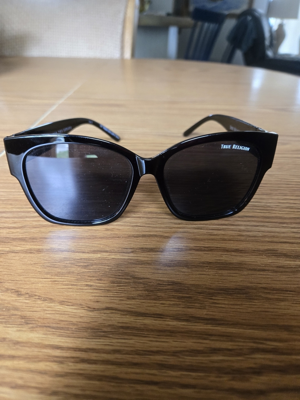 True Religion Sunglasses for Women - Picture 3 of 8